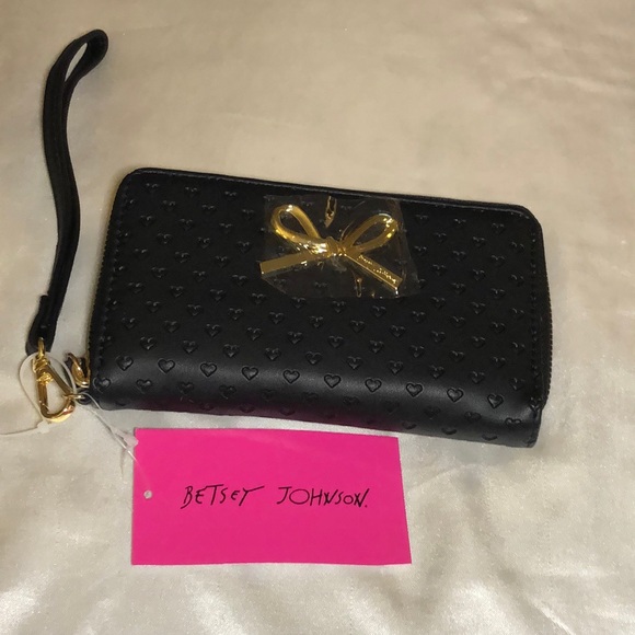 Betsey Johnson Black Faux Leather ZA Wallet With Embossed Hearts NWT - Picture 14 of 15